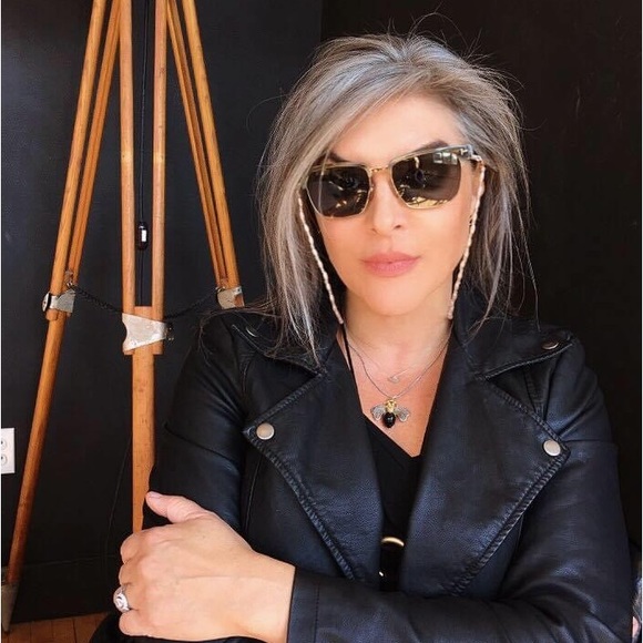 Meet your Posher, JB - Picture 14 of 16